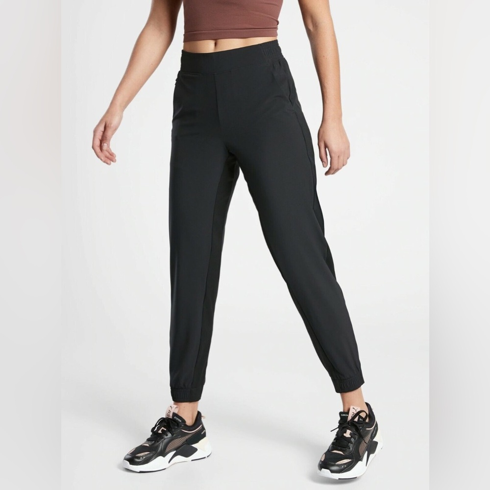 Athleta Brooklyn Jogger - Petite